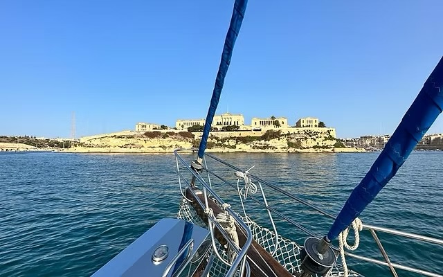 Front view of the gullet at Manoel Island